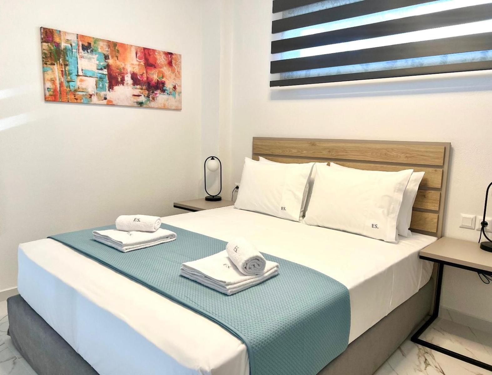 Four Shades Luxury Suites Sarti Luaran gambar