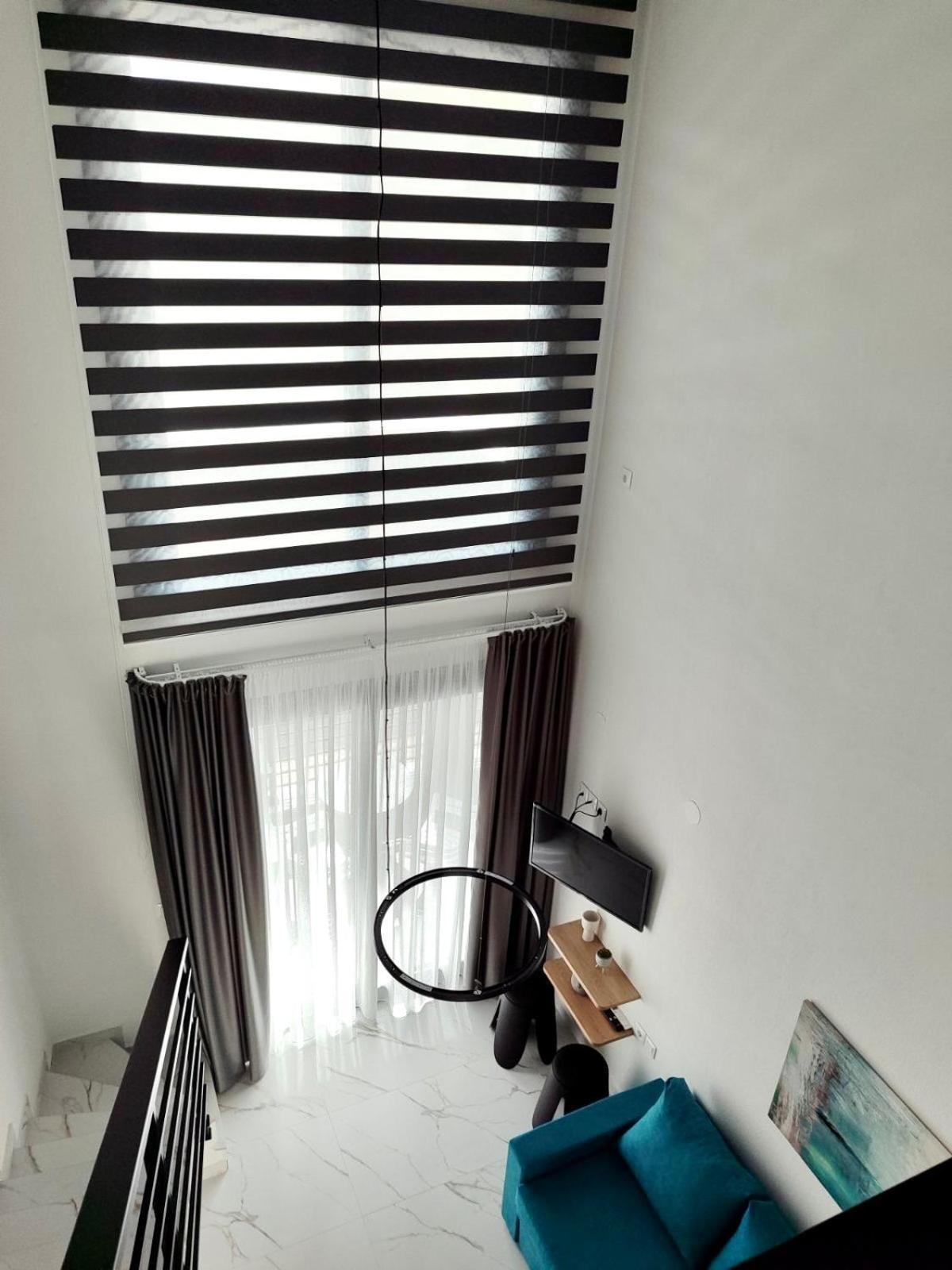 Four Shades Luxury Suites Sarti Luaran gambar