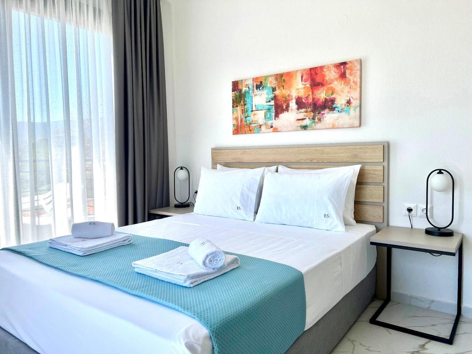 Four Shades Luxury Suites Sarti Luaran gambar